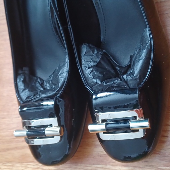 Micheal kors heels - Picture 2 of 5